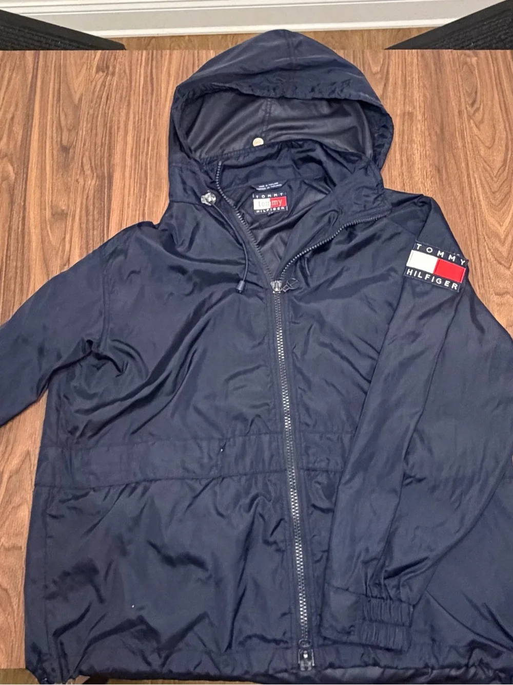 Vintage Tommy Hilfiger Men's Navy Hooded Windbreaker Jacket